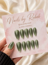 💚 Minimal Sage Green Almond Nails | Muted Green Cat-Eye Press-On Nails